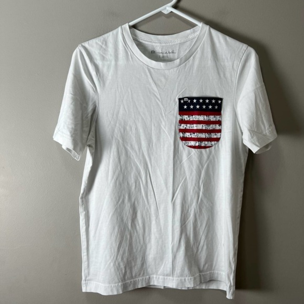 Travis Matthew White Crew Neck Short Sleeve T Flag Pocket‎ Size Small